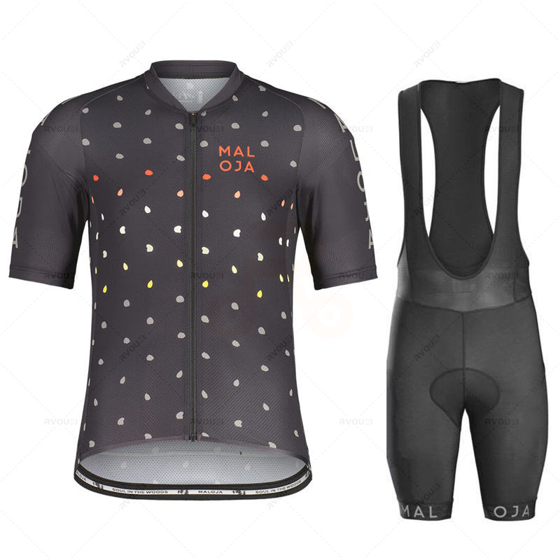 Set di vestiti in Jersey da ci - Cycling Community recensione e prezzo