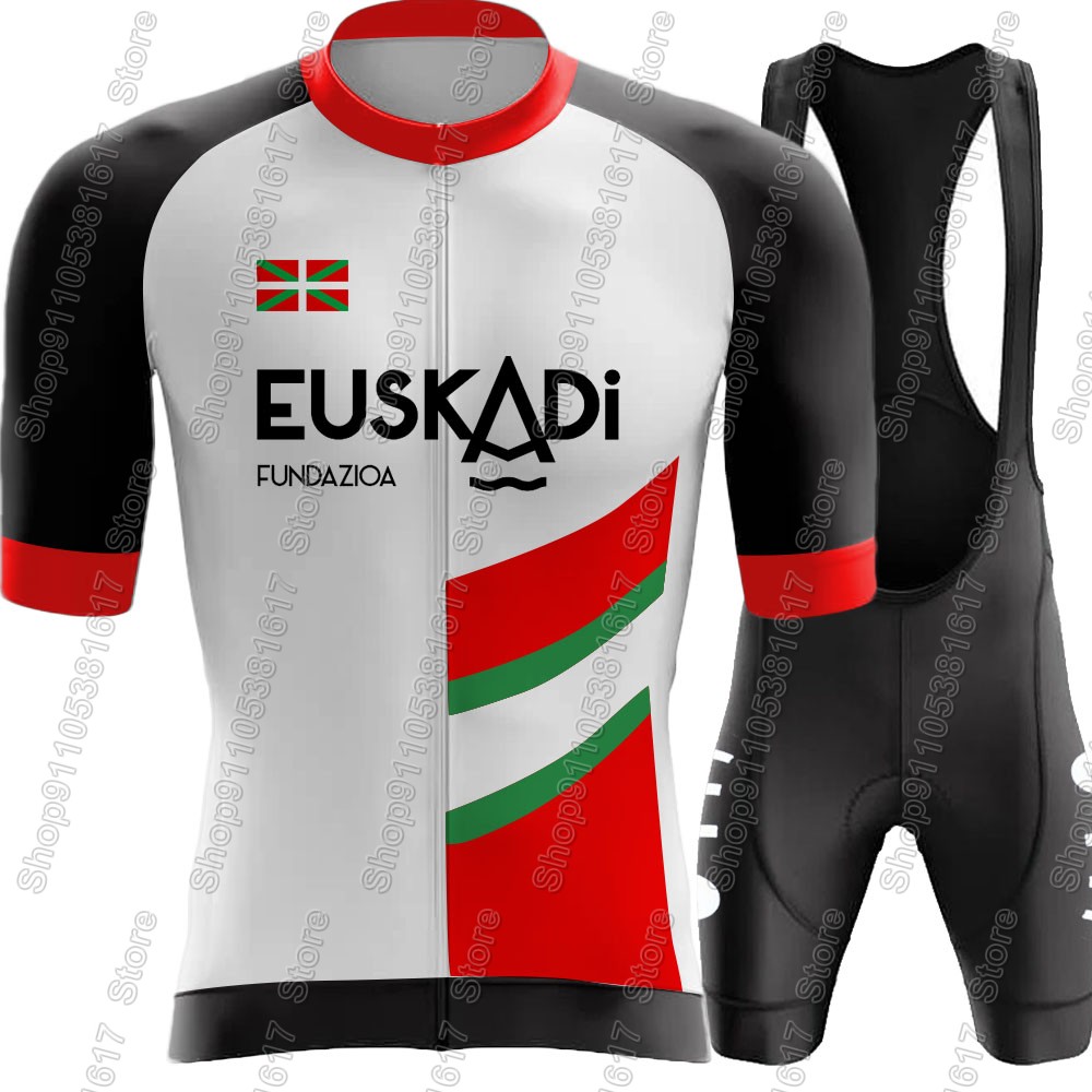 Completo Ciclismo Euskadi Team - Cycling Community recensione e prezzo