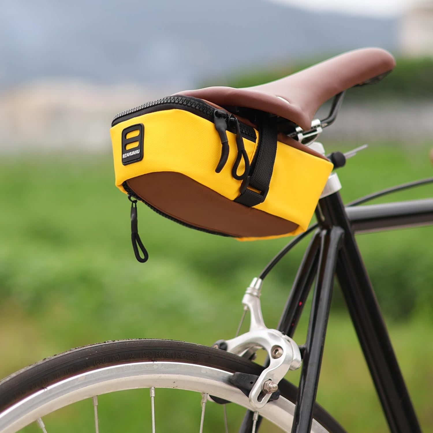 Borsa da sella espandibile di  - Saddle Bag Under Seat recensione e prezzo